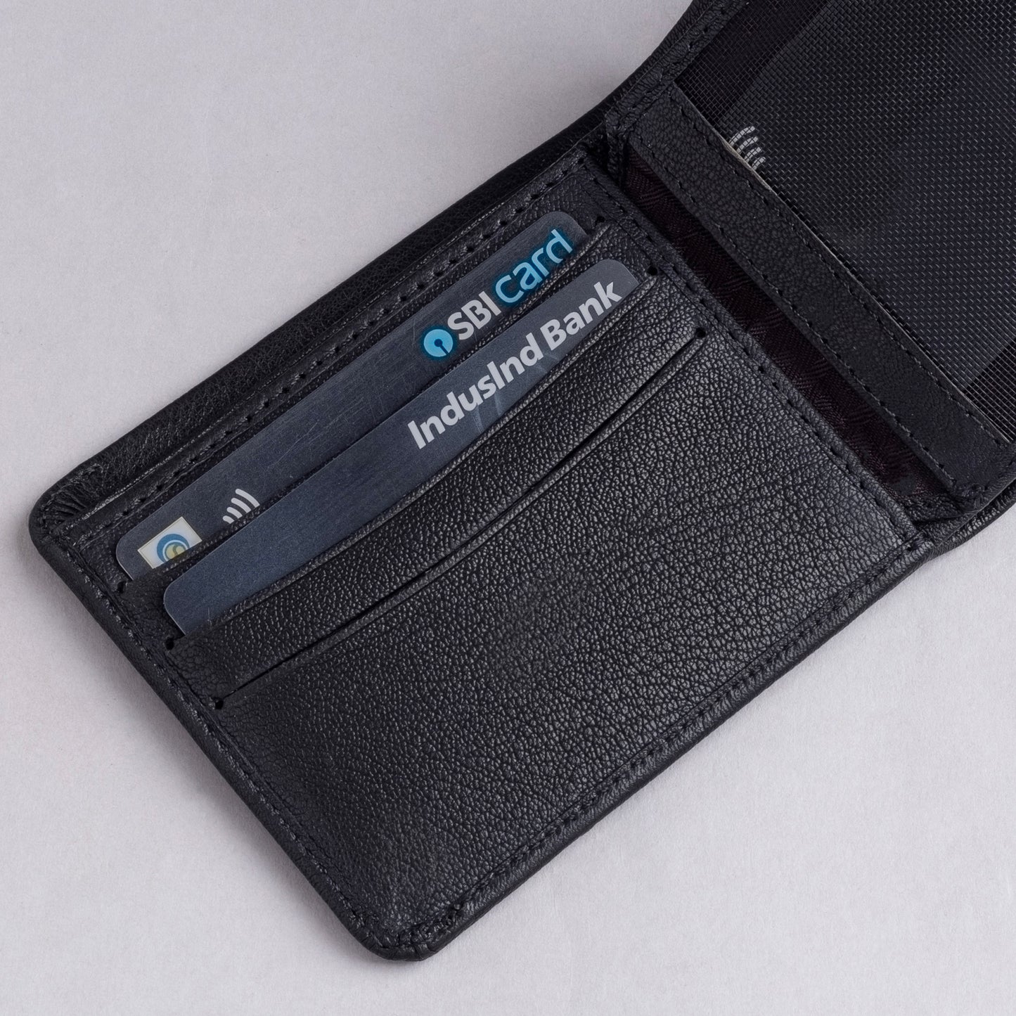 Michael MEN'S BLACK LEATHER WALLET