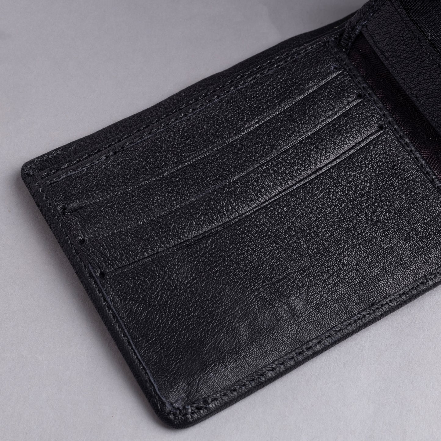 Matt MEN'S BLACK LEATHER WALLET