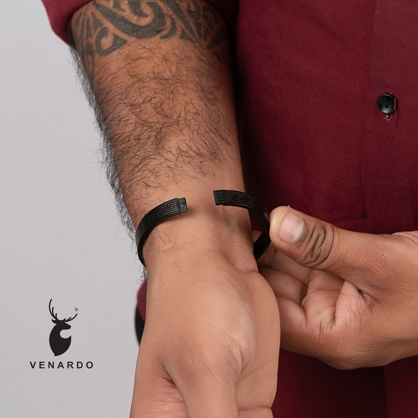 LEO BLACK MEN'S BRACELET